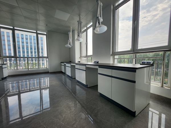 山東全鋼邊臺(tái)